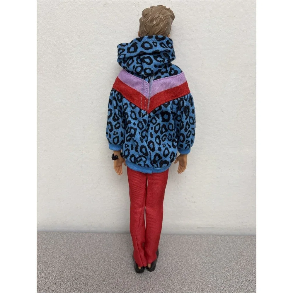 Mattel Barbie Ken Fashionistas Lot of 5 Dolls With Outfits, Shoes, Accessories